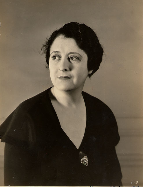 Clara Kimball Young in 1935 /></td>
<td width=