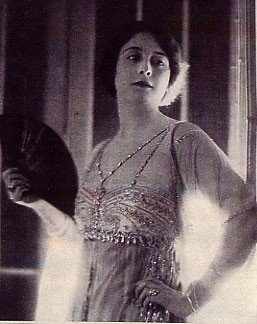 Clara Kimball Young in Lucile gown
